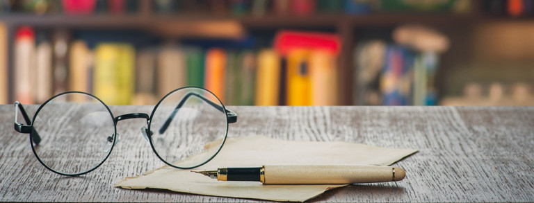 Brille, Stift, Text