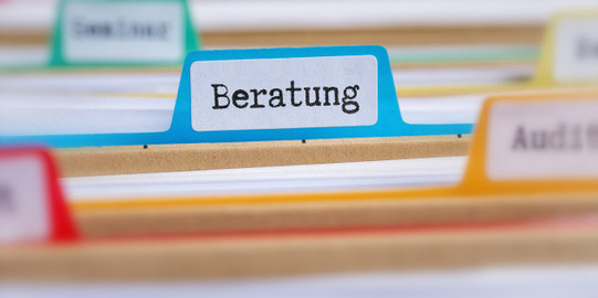 Beratung Hängeordner mit Aktenreiter, Aktenreiter trägt die Aufschrift "Beratung"